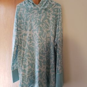 Lularoe 3x aqua hooded top